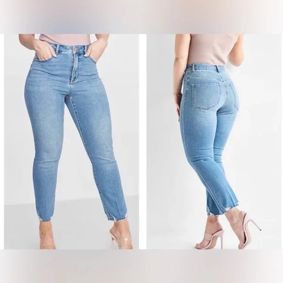 Express Pants - Curvy Super High Waisted Ripped Hem Slim Jeans size 4 R